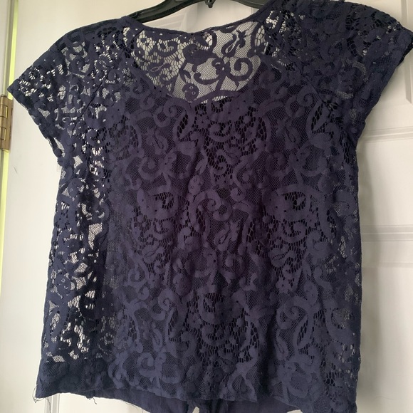 Navy blue lace back front tie shirt - Picture 4 of 4